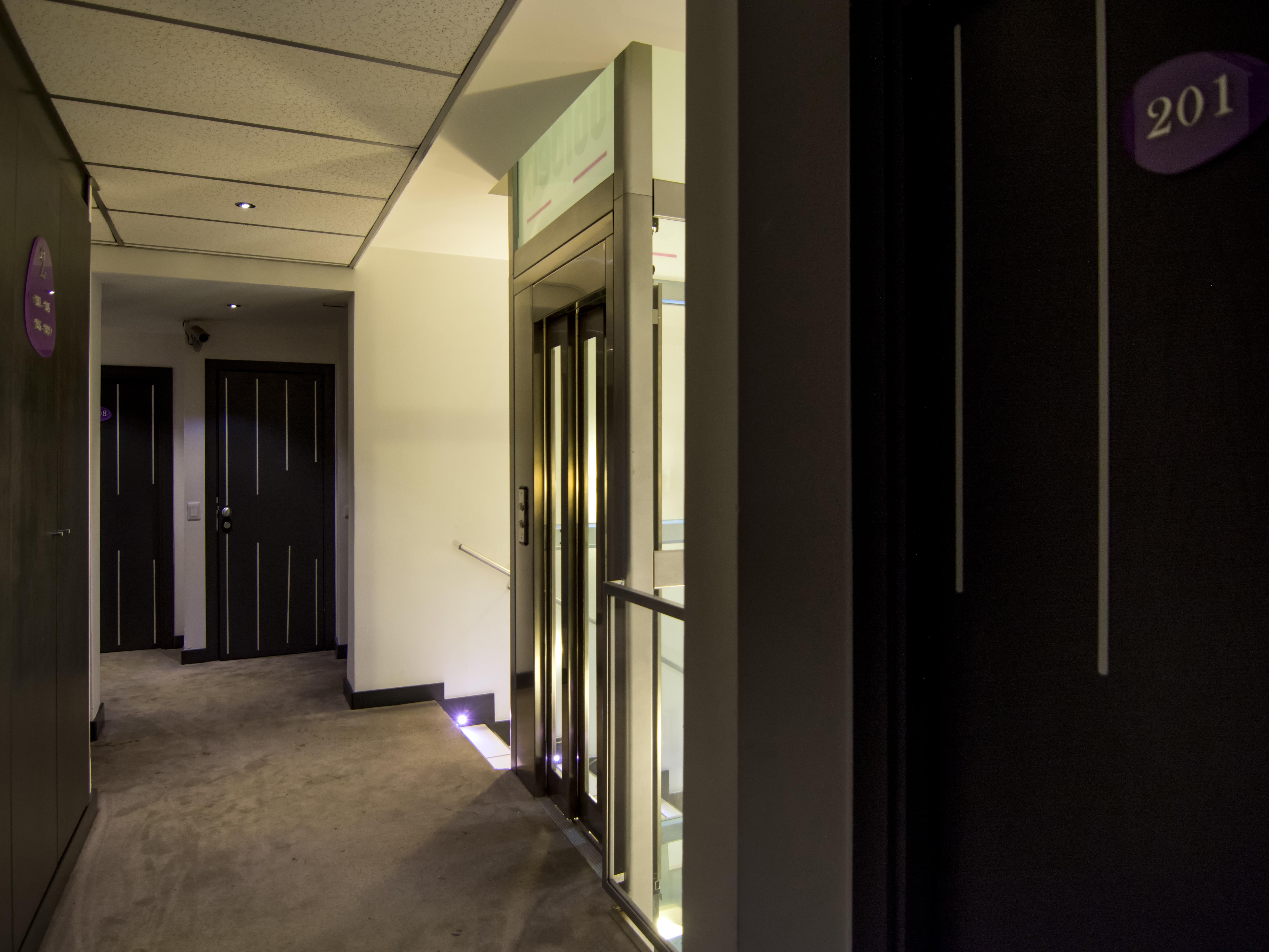Golden Hotel Неаполь Экстерьер фото